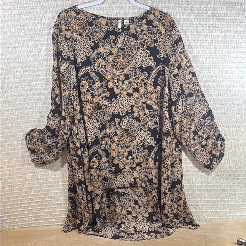 Cato Floral Print Dress in Black and Tan - NWOT